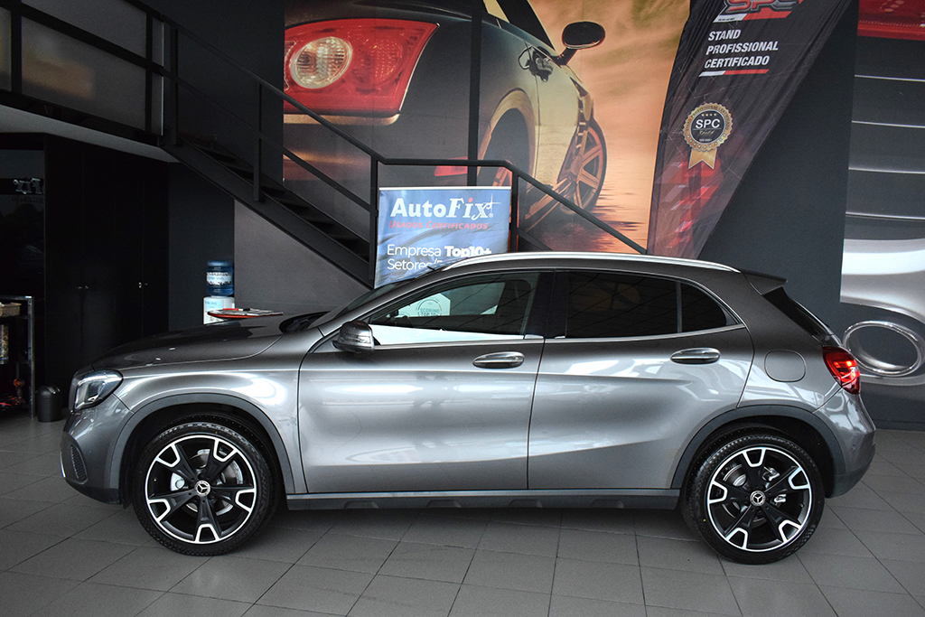 MERCEDES-BENZ GLA 220 D AMG LINE 170 CV