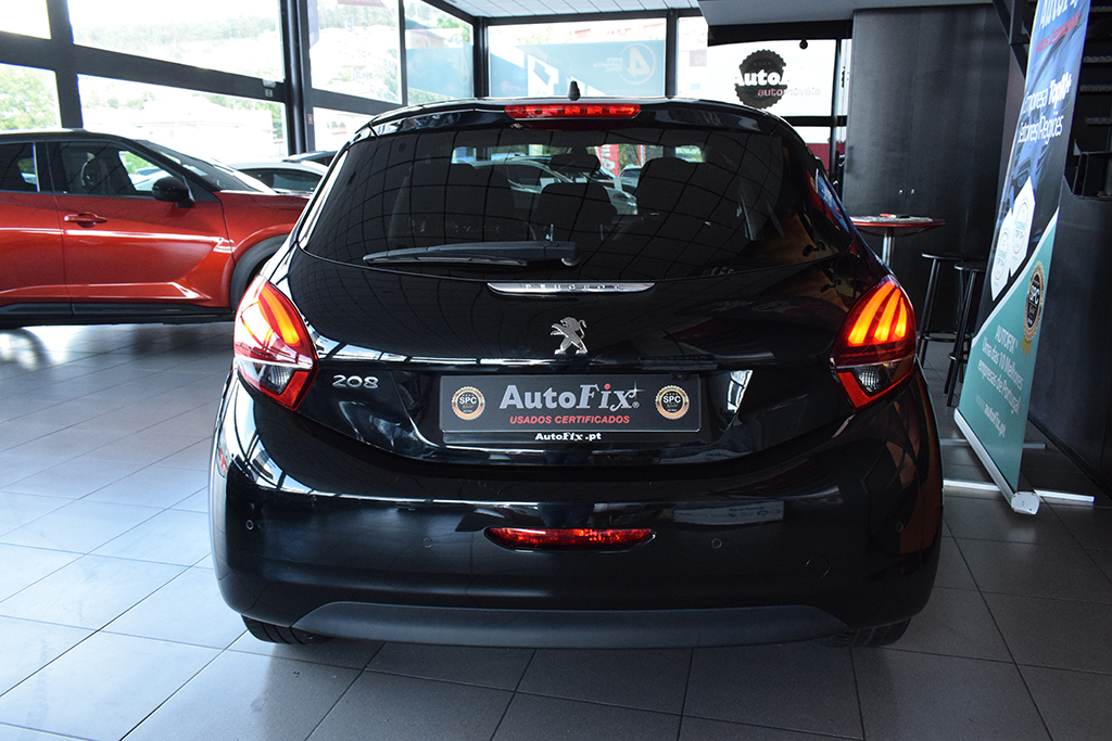 PEUGEOT 208 1.5 BLUEHDI SIGNATURE 102 CV