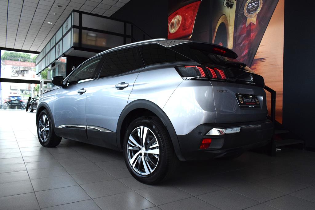 PEUGEOT 3008 1.5 BLUEHDI ALLURE EAT8 130 CV