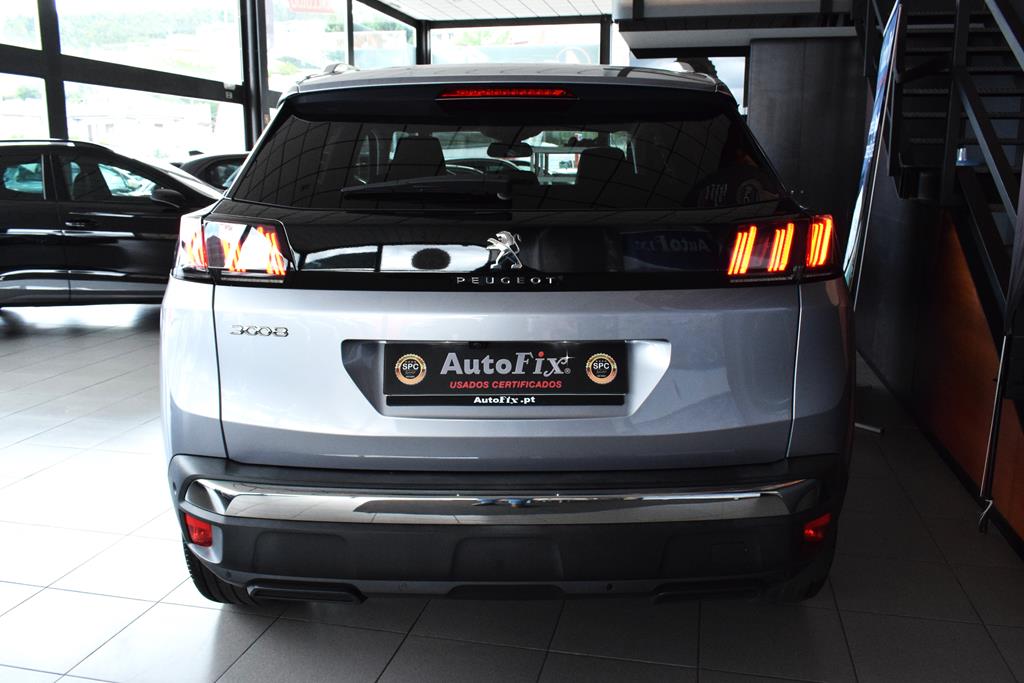 PEUGEOT 3008 1.5 BLUEHDI ALLURE EAT8 130 CV