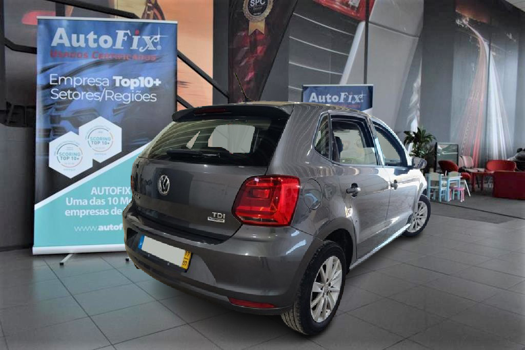 VOLKSWAGEN POLO 1.4 TDI CONFORTLINE NAV. 90 CV